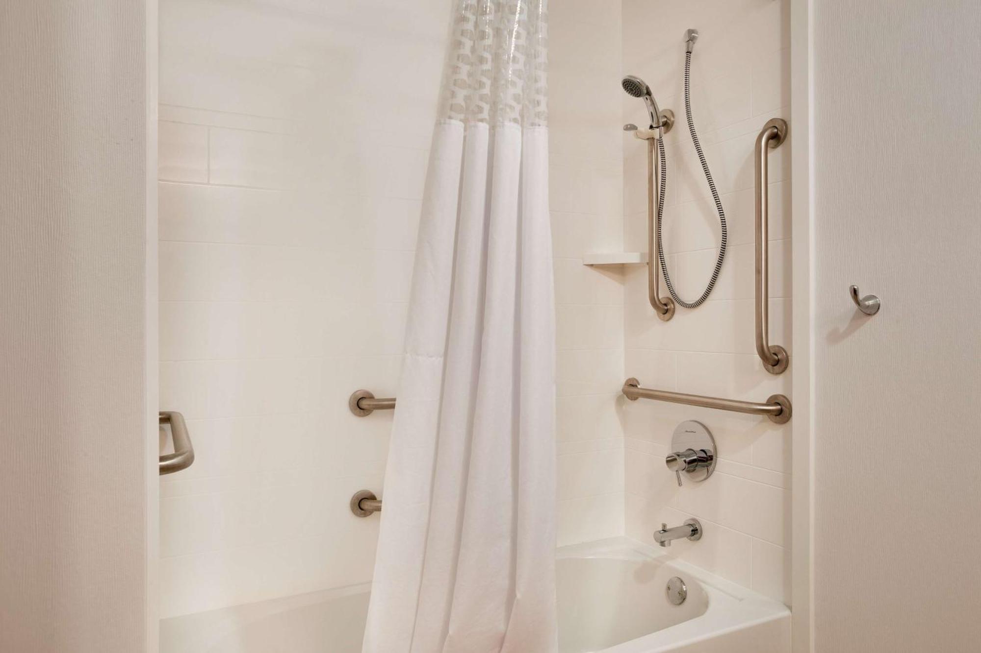 Hampton Inn & Suites Cleveland-Independence Luaran gambar